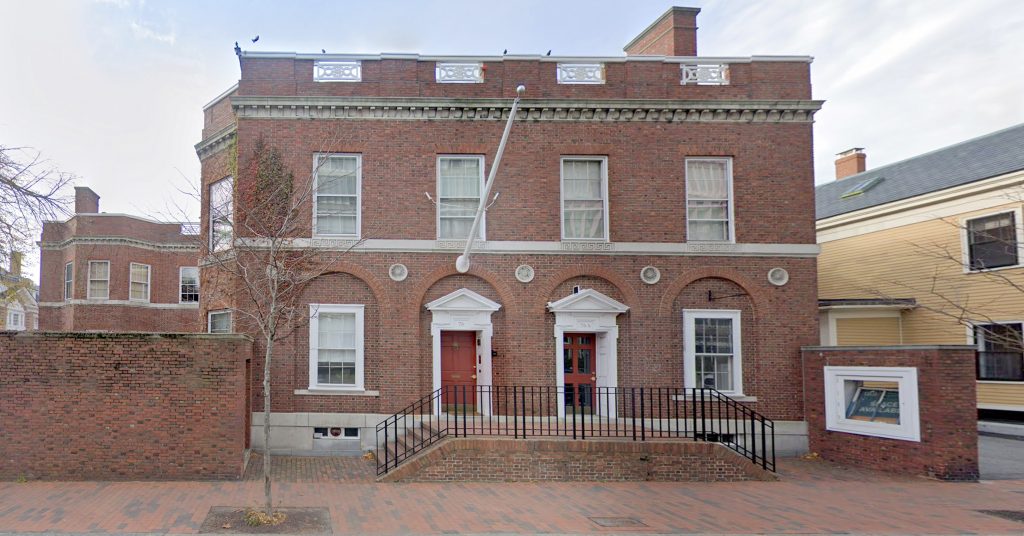 76 Mount Auburn St, Cambridge
