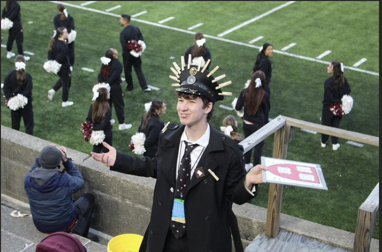 Statue of Liberty Impersonator, Jonathan Slohoda ‘27